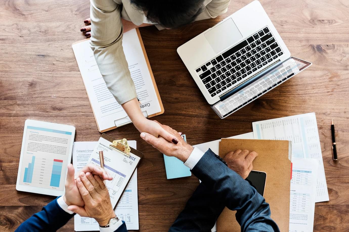 Detalle arquitectónico y diseño contemporáneo